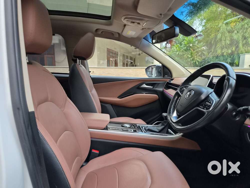 Mg Hector Plus Sharp Pro 1.5 Turbo Petrol Cvt 7 Str, 2023, Petrol