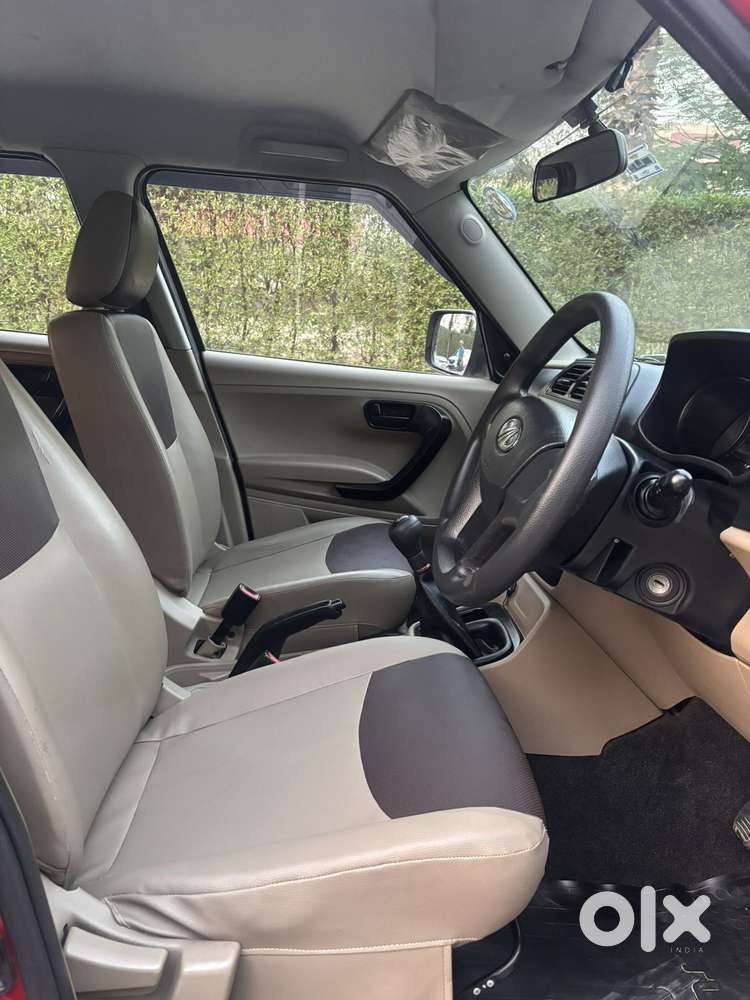 Mahindra Tuv 300 T4 Plus, 2018, Diesel