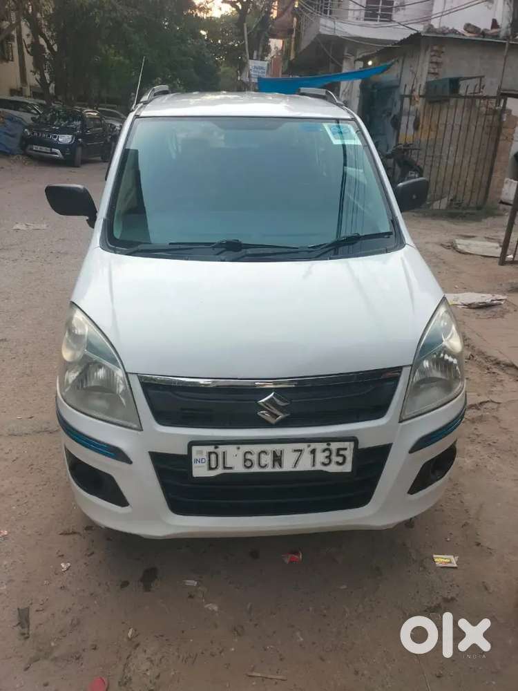 Parking Issue H Isliye Sell Kra Hu Baki Gadi Me Koi Dikkat Nhi H