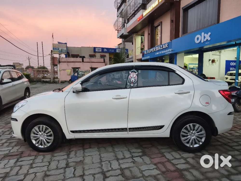 Maruti Suzuki Dzire 1.2 Vxi, 2024, Petrol