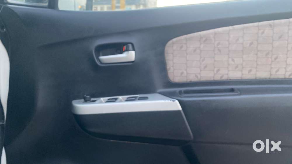 Maruti Suzuki Wagon R 1.0 Vxi, 2016, Petrol