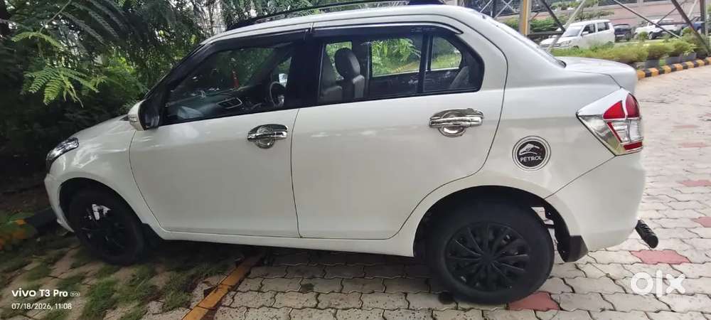 2017 Maruti Swift Dzire Vxi Petrol  43,850 Km  2nd Owner