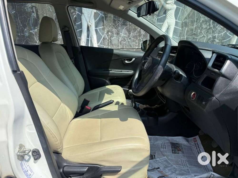 Honda Br-v I-vtec V Mt, 2016, Petrol