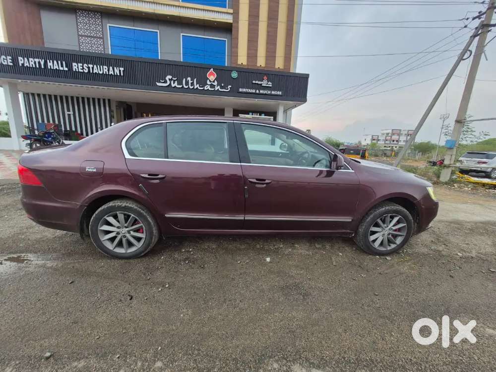 Skoda Superb Elegance 2014 Manual Petrol