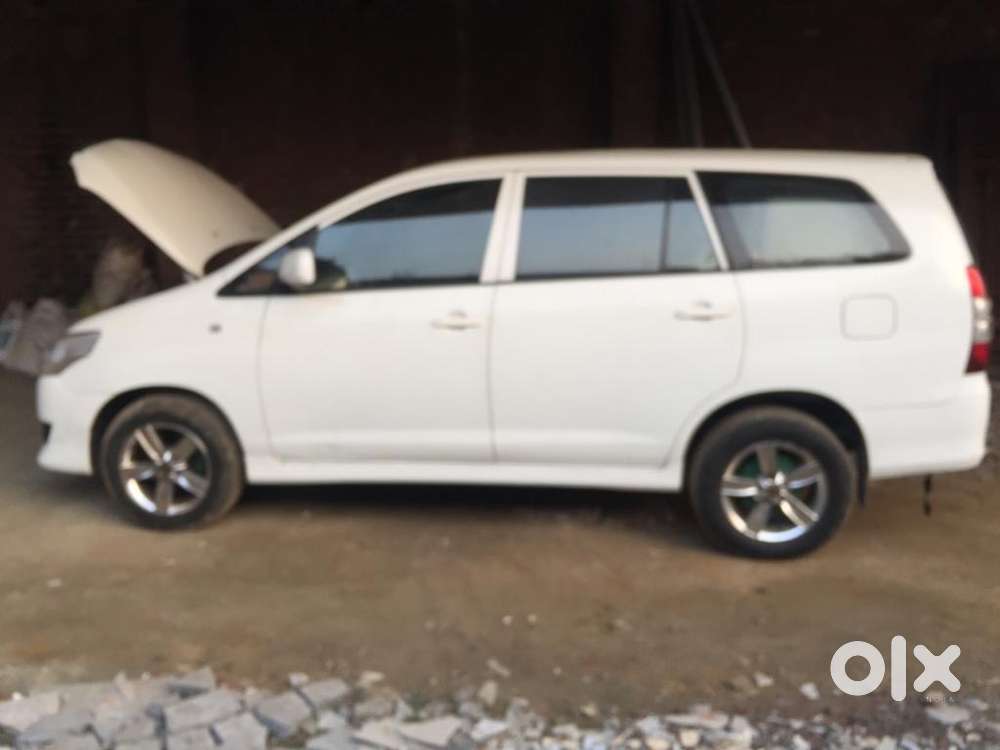 Toyota Innova 2012 Diesel