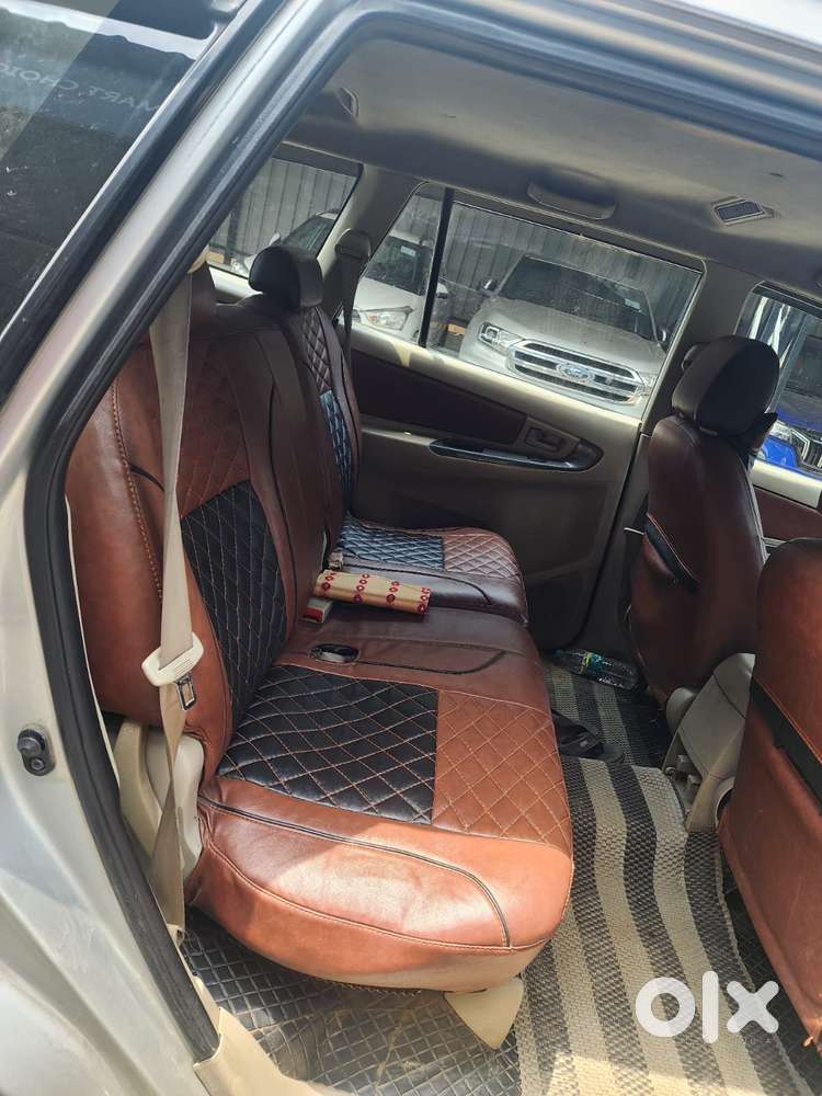 Toyota Innova 2.5 G (diesel) 8 Seater, 2015, Diesel