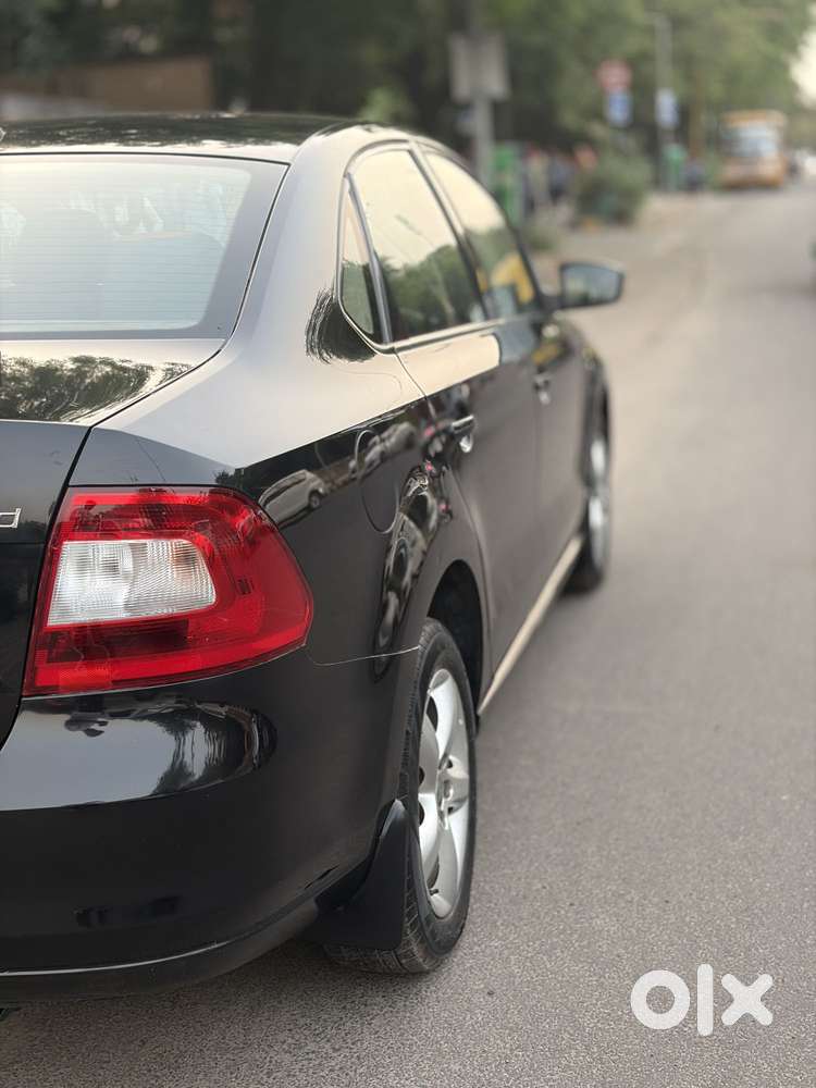 Skoda Rapid 1.6 Mpi Ambition, 2013, Petrol