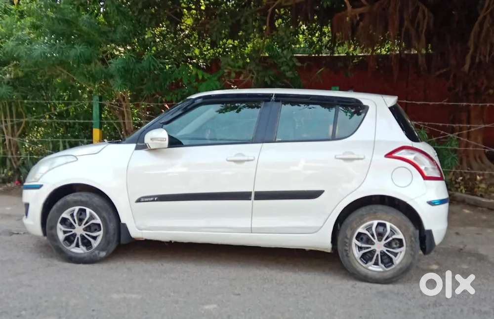 Maruti Suzuki Swift 2014 Petrol 90000 Km Driven