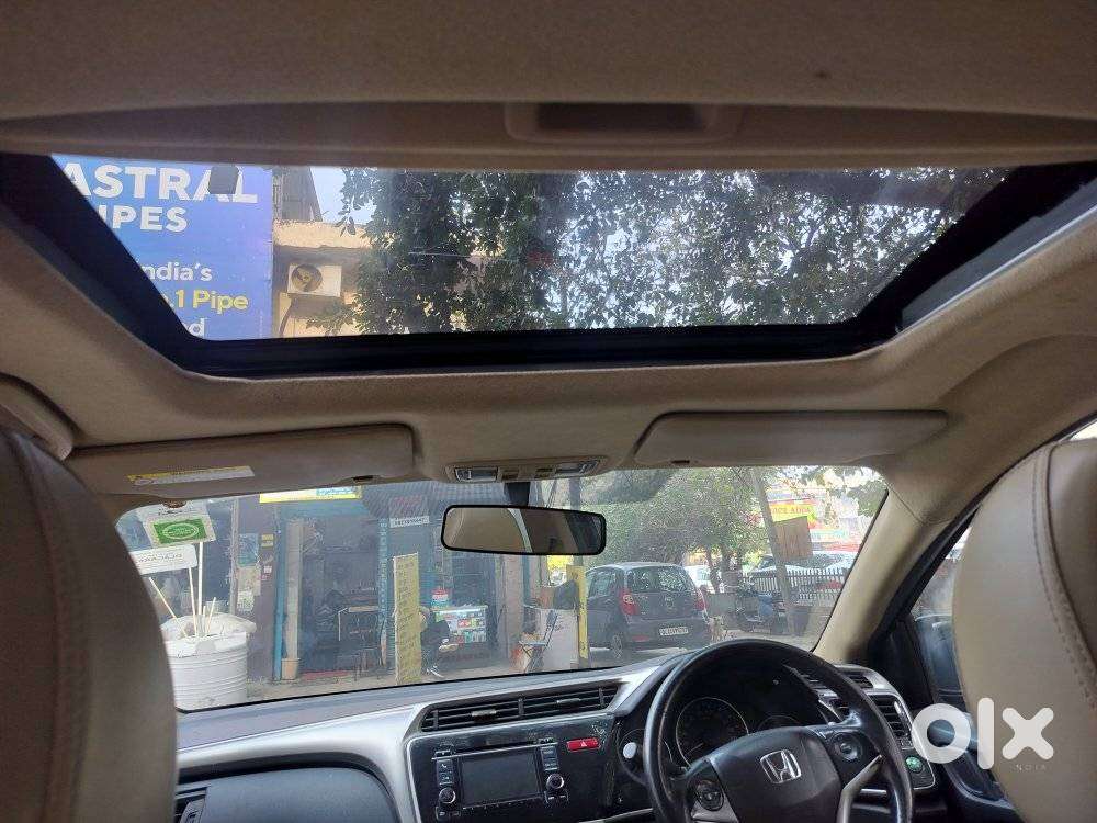 Honda City V At Sunroof I-vtec, 2015, Petrol