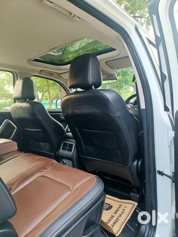 Mahindra Scorpio N Z8 Petrol Mt 7 Str, 2024, Petrol