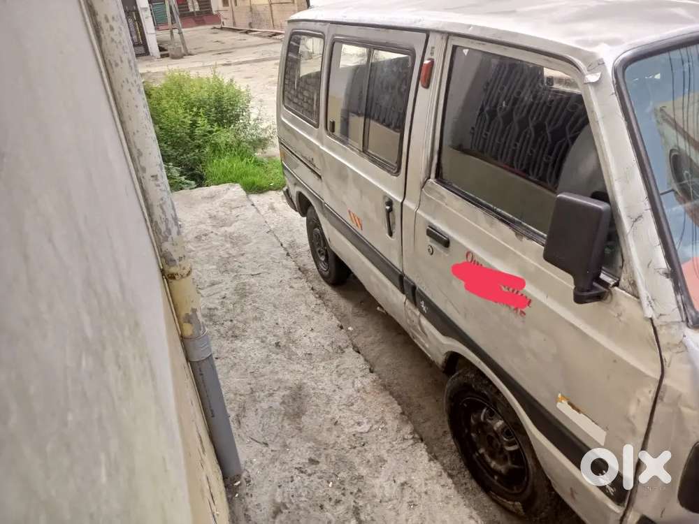 Maruti Suzuki Omni 2010