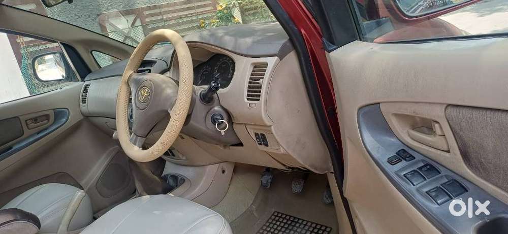 Toyota Innova 2.5 G (diesel) 8 Seater, 2006, Diesel