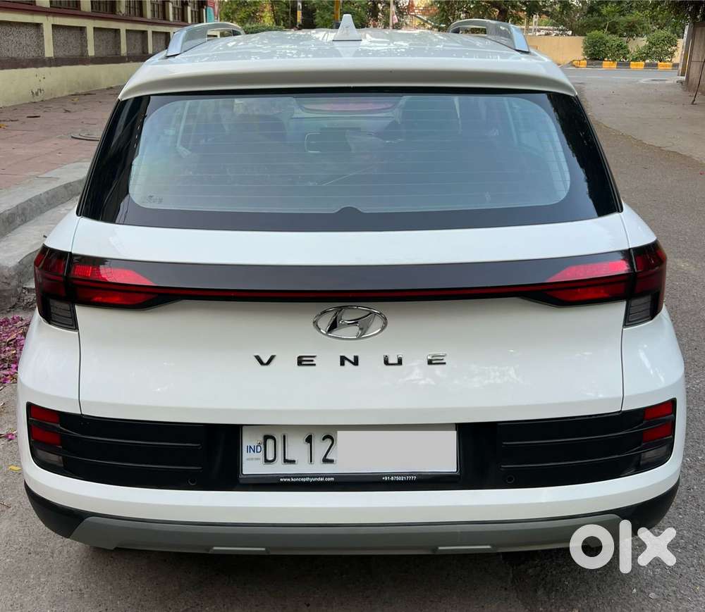 Hyundai Venue S 1.2 Petrol, 2022, Petrol