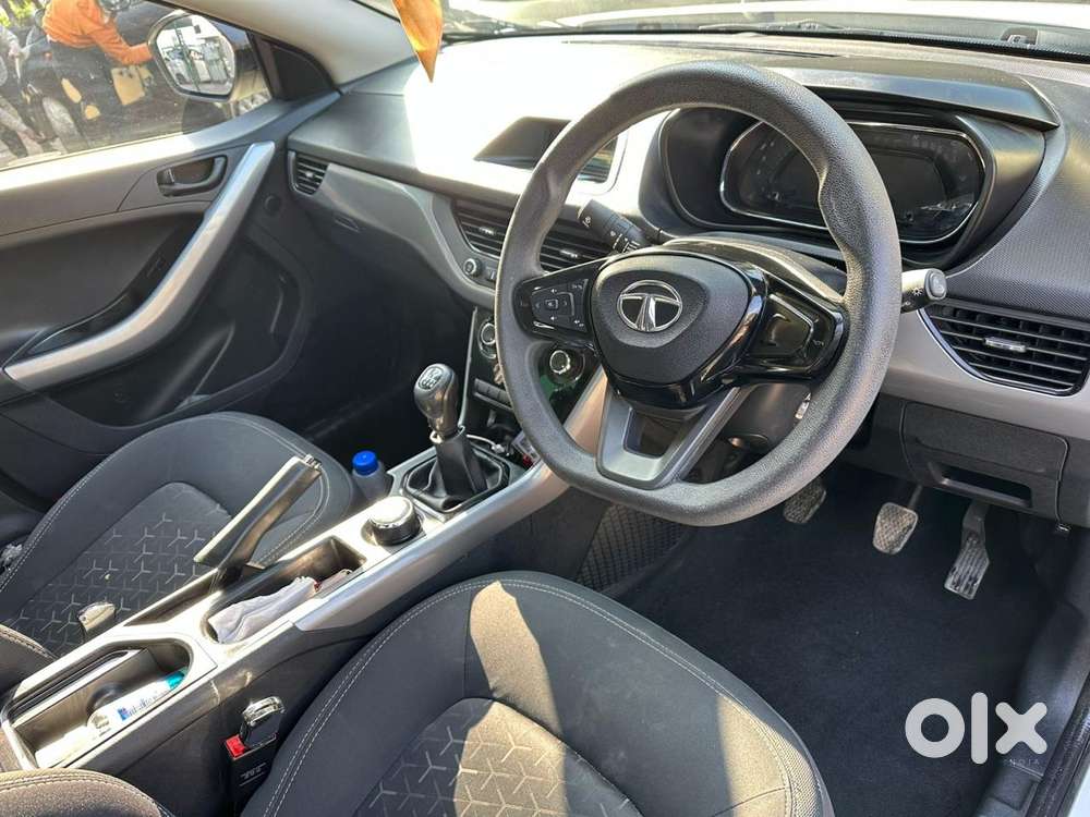 Tata Nexon 1.2 Revotron Xm Plus (s), 2022, Petrol