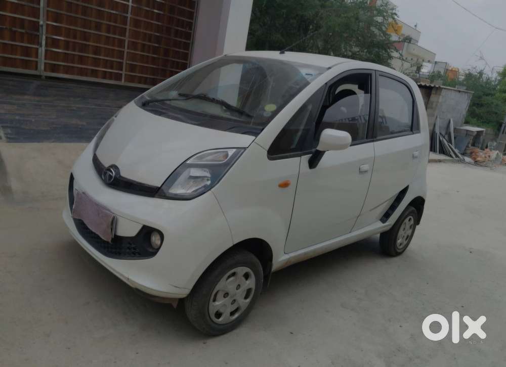Tata Nano Xta, 2016, Petrol