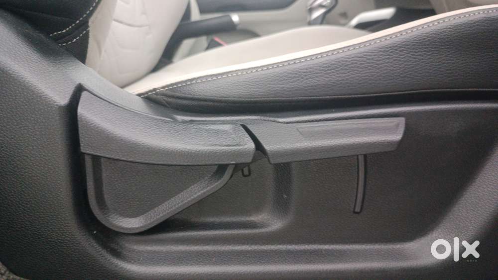 Kia Sonet Htx D, 2023, Petrol