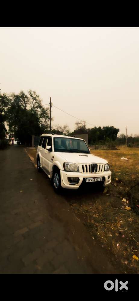 Mahindra Scorpio 2015