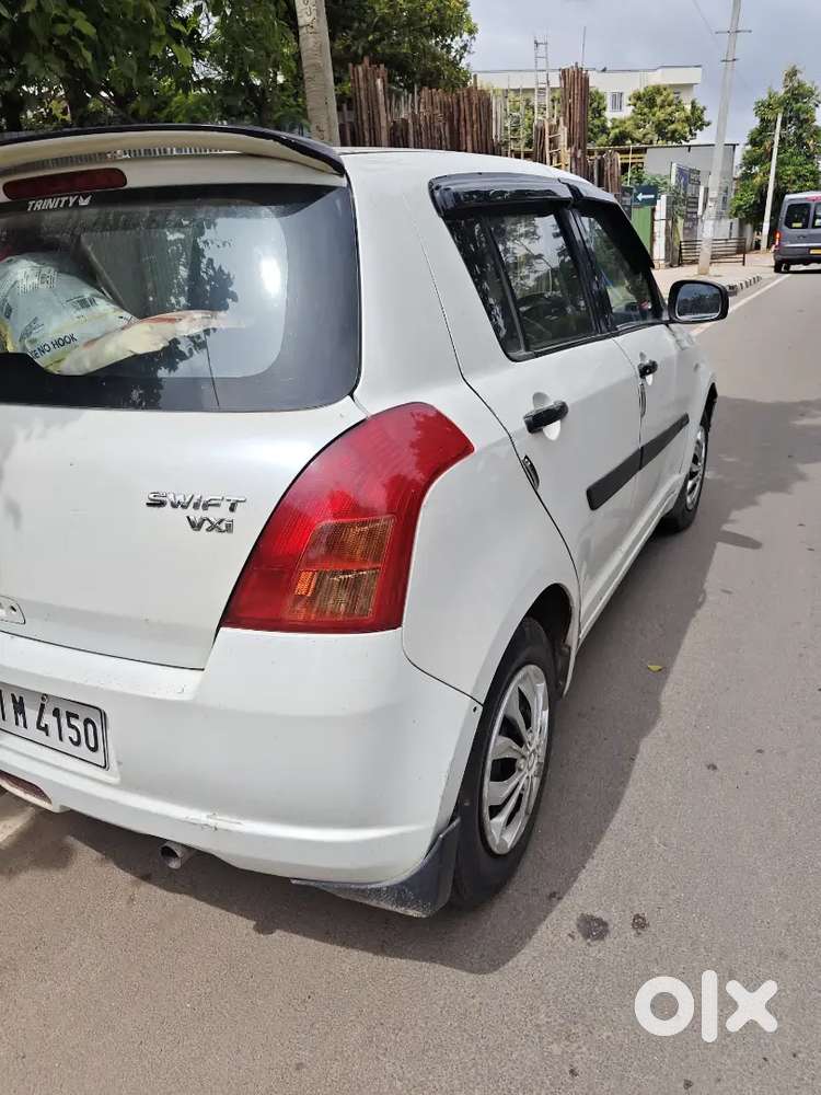 Maruti Suzuki Swift 2007 Petrol 103000 Km Driven