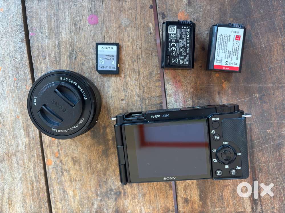 Sony zv-e10 with accessories