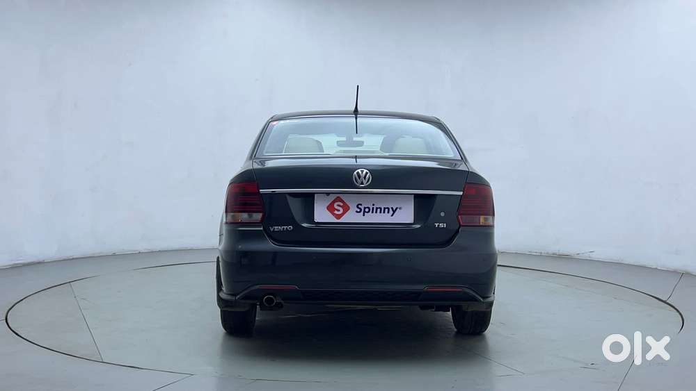 Volkswagen Vento Tsi, 2021, Petrol