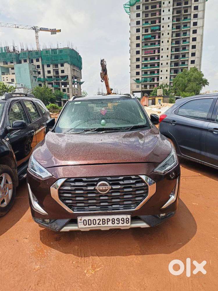 Nissan Magnite Xv Turbo Cvt Red Edition, 2021, Petrol