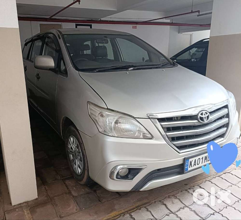 Individual Used Innova New Shape Car For Sale