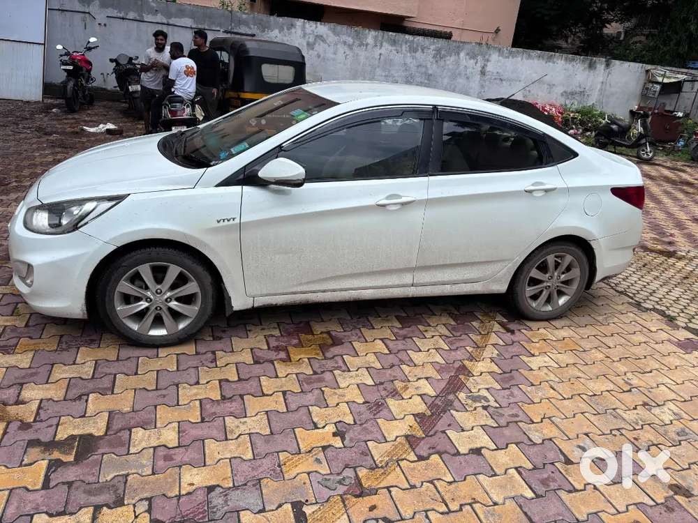 Hyundai Verna 1.6 Sx 2012
