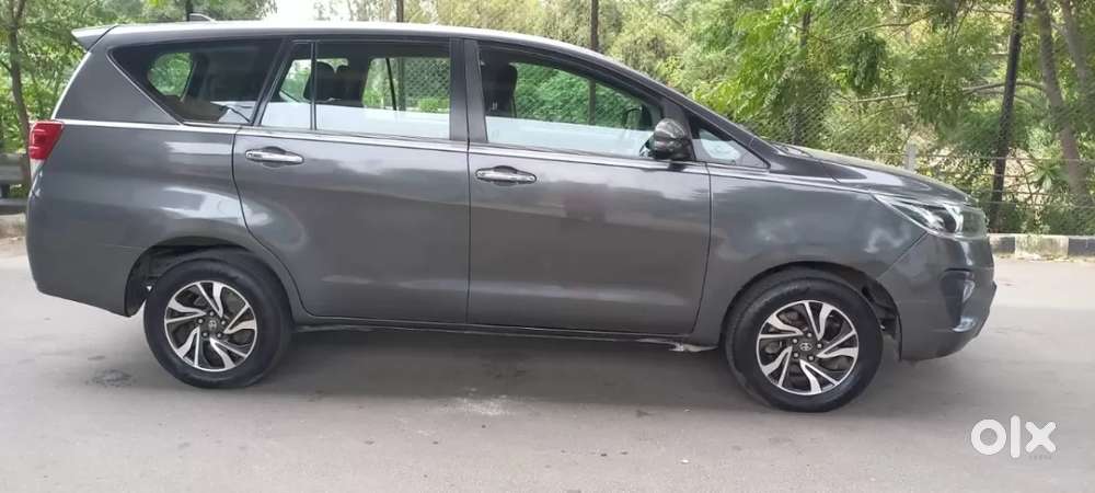 Toyota Innova Crysta [2020-ongoing] 2.4 Vx 8 Str, 2021, Diesel