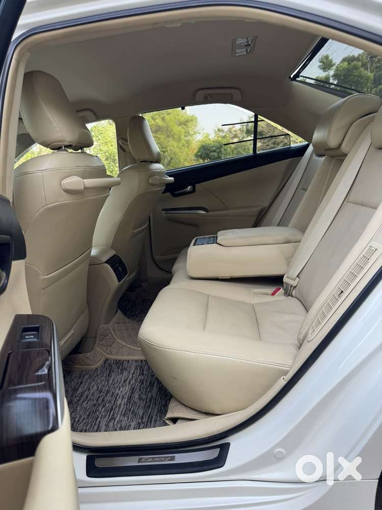 Toyota Camry Hybrid, 2017, Petrol