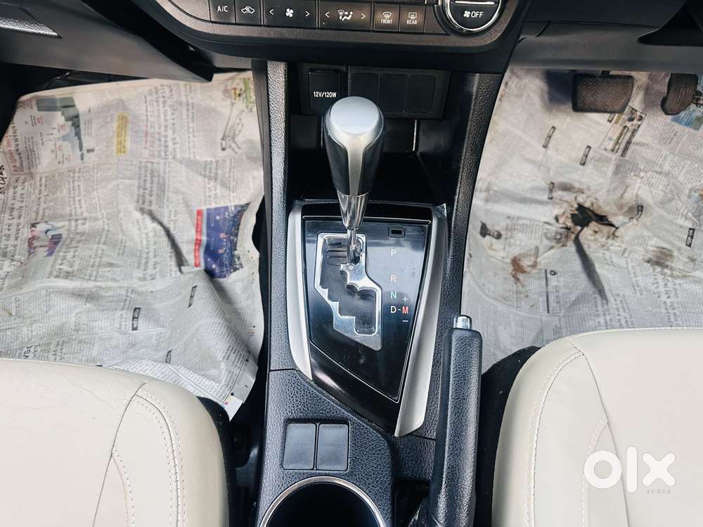 Toyota Corolla Altis