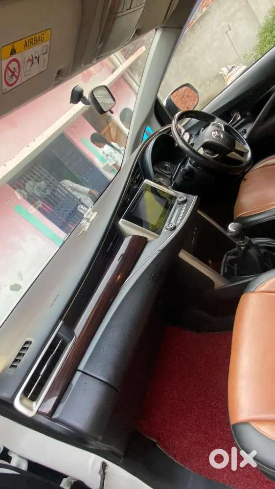 Toyota Innova Crysta 2017 Diesel Well Maintained