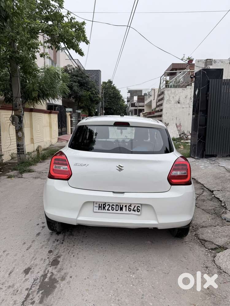 Maruti Suzuki Swift Vxi Abs Bsiv, 2019, Petrol