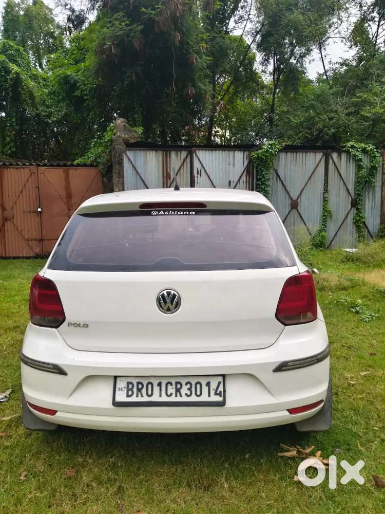 Volkswagen Polo Trendline 2015 Car