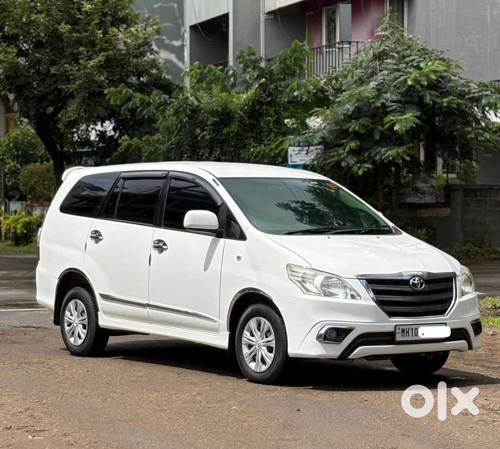 Toyota Innova 2.5 G (diesel) 8 Seater, 2015, Diesel