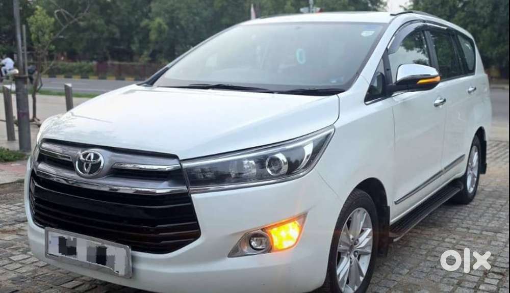 Toyota Innova Crysta 2.7 Zx At, 2019, Petrol