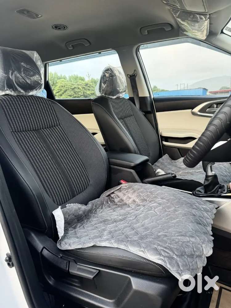 Kia Carens Prestige(o) 7 2024 Petrol Manual