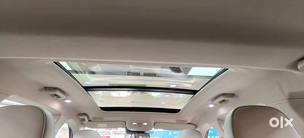 Mahindra Xuv700 2.0 Ax 7 Petrol At Luxury Pack Str, 2022, Petrol