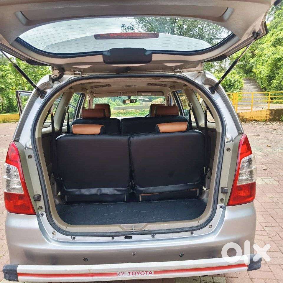 Toyota Innova 2.5 Gx (diesel) 7 Seater, 2015, Diesel