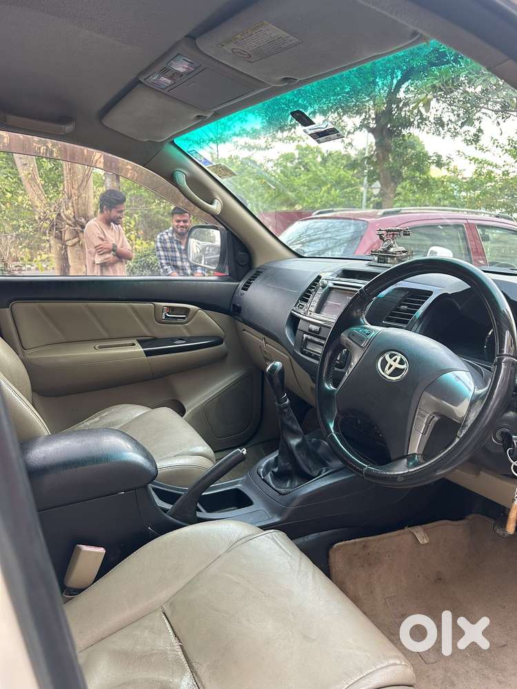 Toyota Fortuner 2011-2016 4x2 Manual, 2015, Diesel
