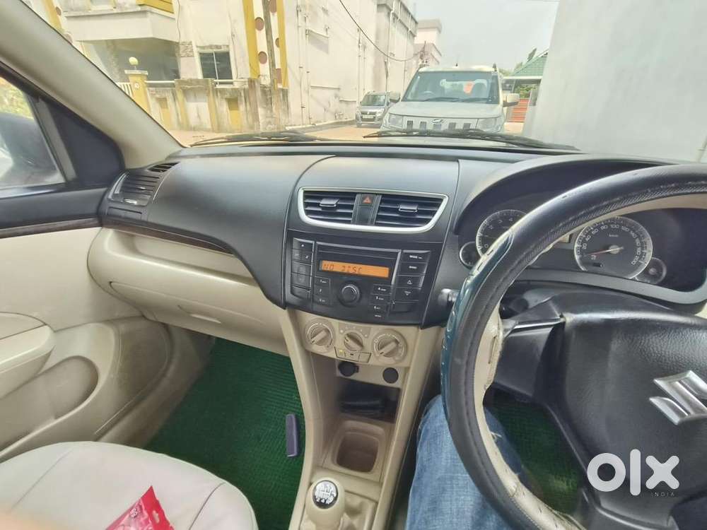 Maruti Suzuki Swift Dzire 2013 Petrol Well Maintained