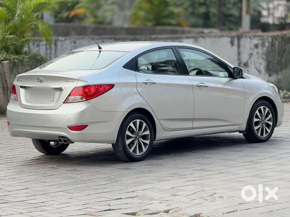 Hyundai Verna Vtvt 1.6 Sx, 2014, Petrol