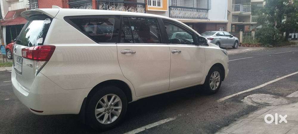 Toyota Innova Crysta 2.4 V 7 Str, 2018, Diesel
