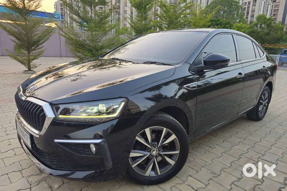 Skoda Slavia 1.0 Tsi Style At, 2024, Petrol