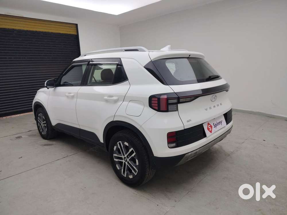 Hyundai Venue [2022-ongoing] 1.5 Crdi Sx, 2023, Diesel