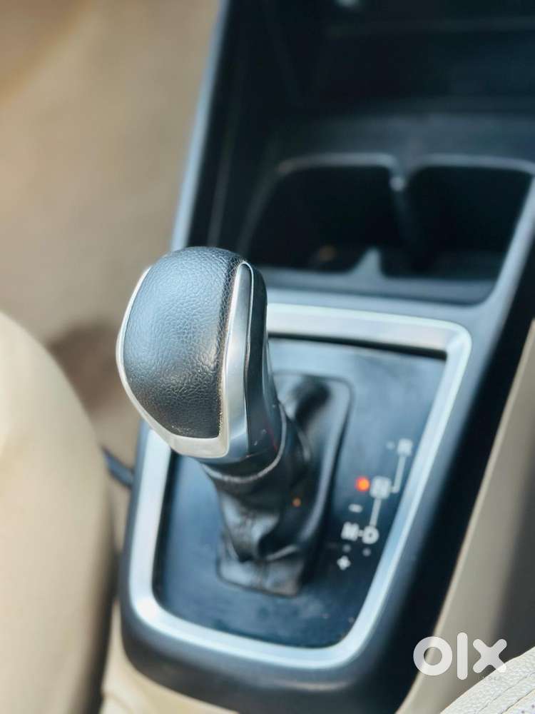 Maruti Suzuki Swift Dzire Zdi + Amt, 2018, Diesel