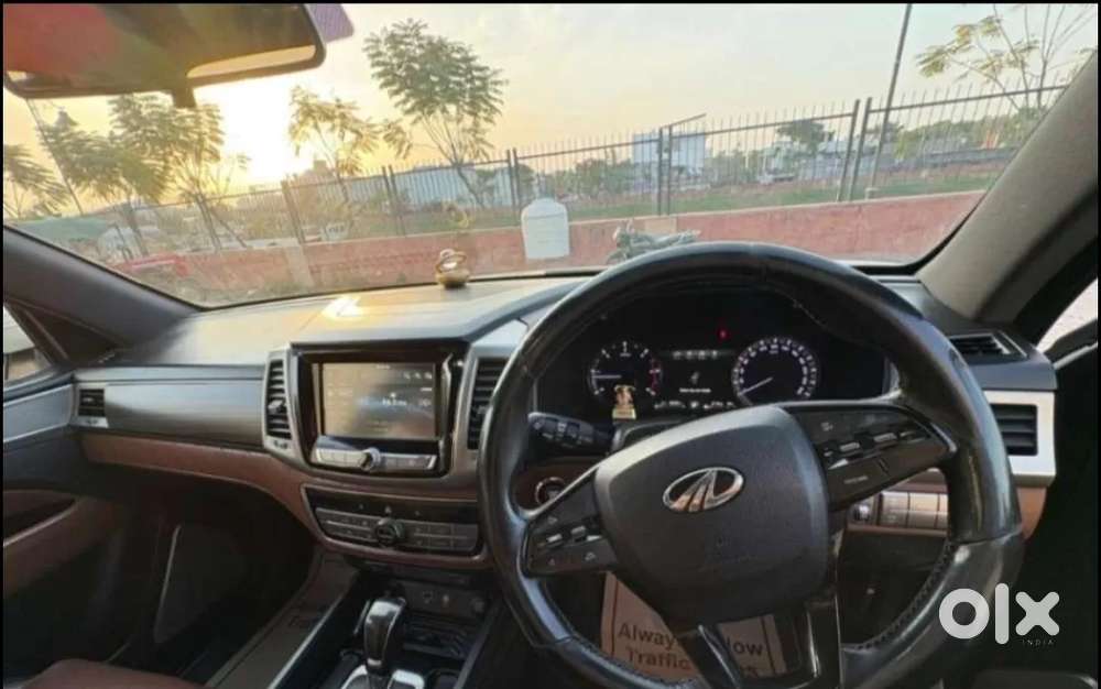 Mahindra Alturas G4 4wd At, 2018, Diesel