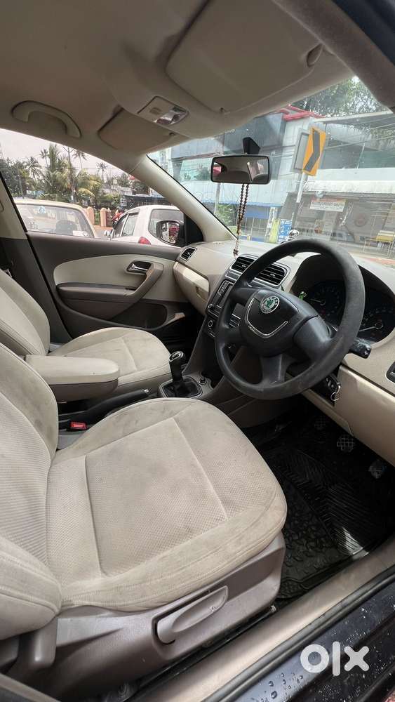 Skoda Rapid 2011-2013 1.6 Tdi Ambition Plus Alloy, 2012, Diesel