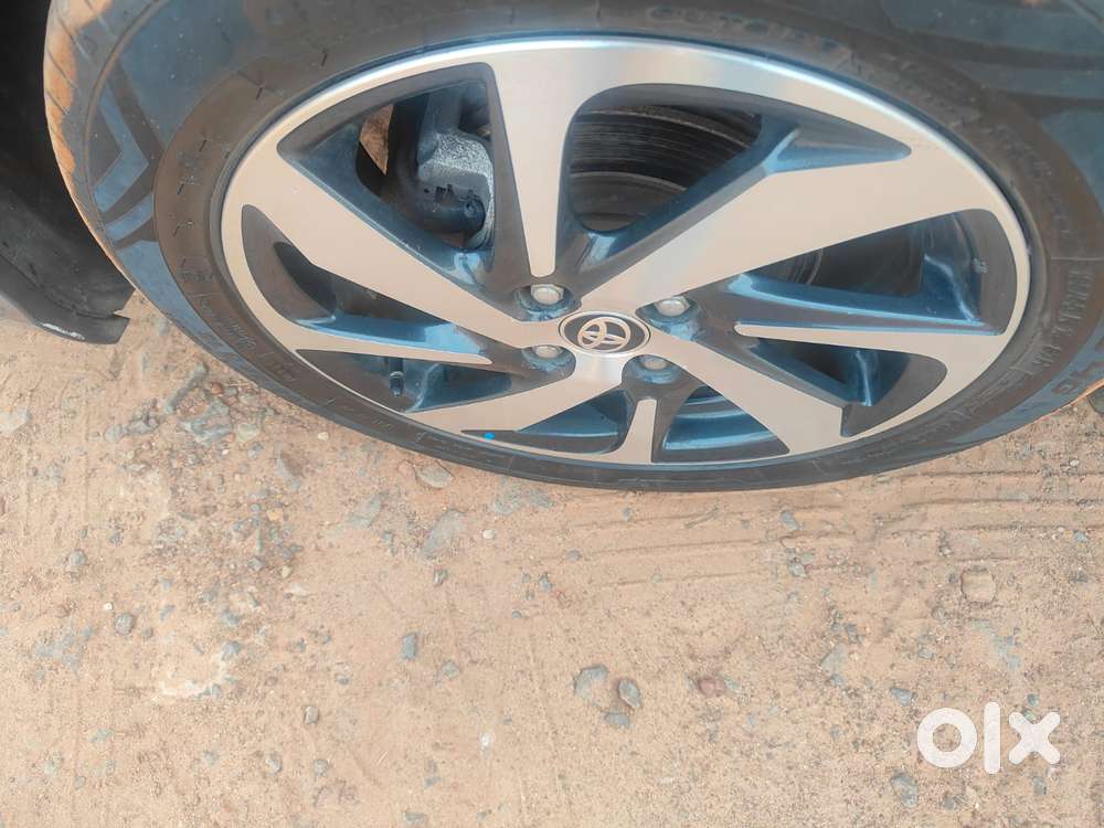 Toyota Glanza 1.2 V, 2023, Petrol