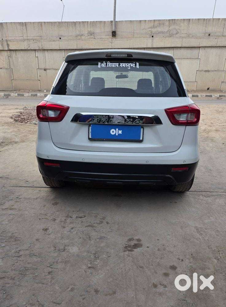 Maruti Suzuki Brezza 1.5 Vxi Cng, 2021, Petrol