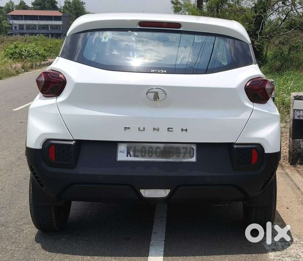 Tata Punch Pure, 2023, Petrol